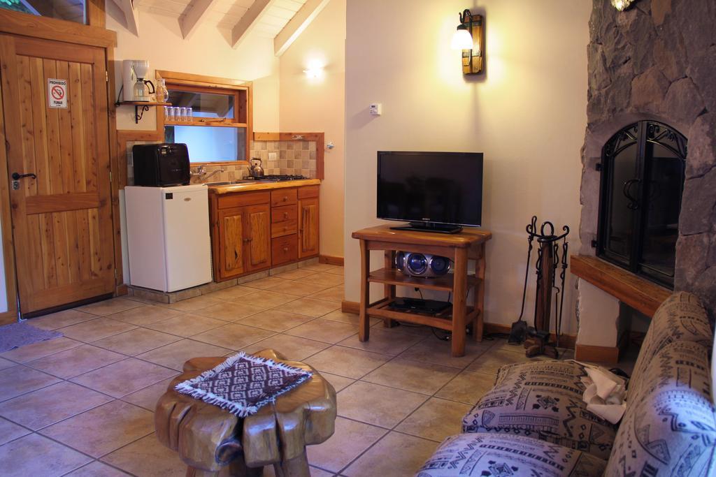 Cabanas Aldea De Los Andes Villa Вила ла Ангостура Стая снимка